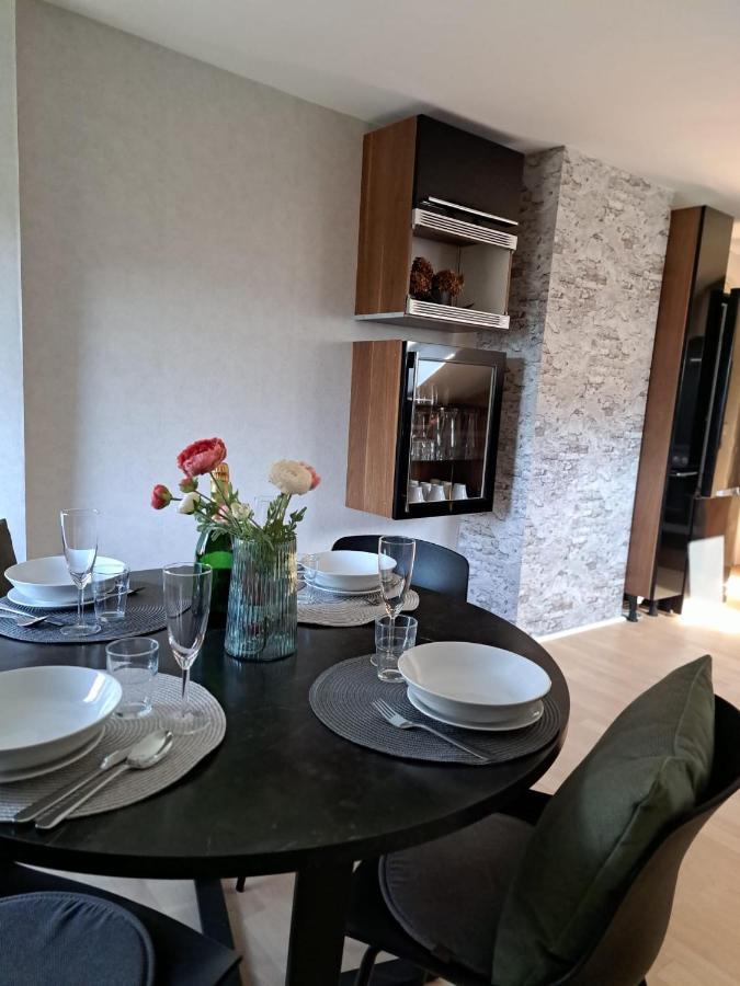29 Apartment *